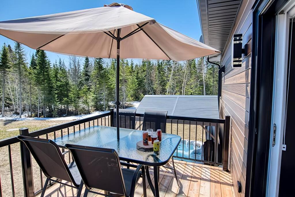 Cottage Quebec - Olivine Петит-Ривиер-Сен-Франсоа Екстериор снимка